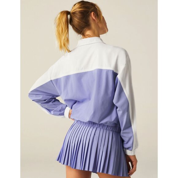 NWT Beyond Yoga Colorblock Go Retro Jacket Periwinkle Cloud/True White M - Picture 2 of 14